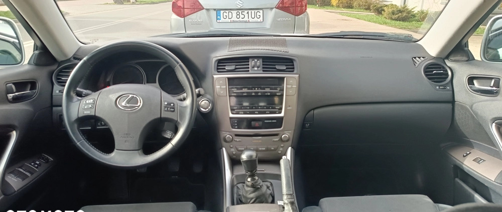 Lexus IS cena 33000 przebieg: 190000, rok produkcji 2010 z Lębork małe 277